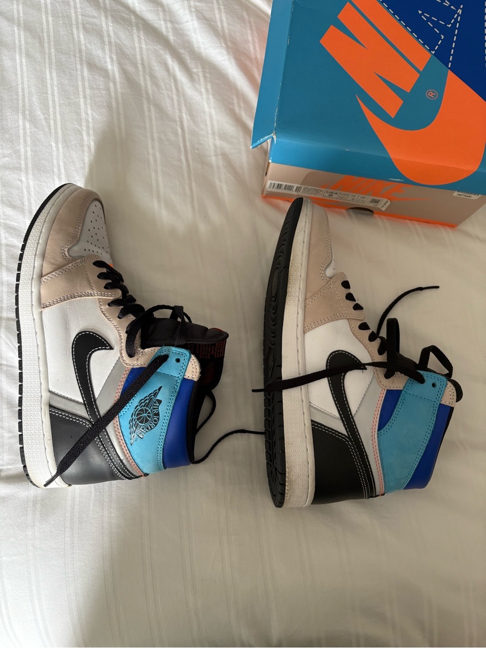 Jordan 1 - Picture 4 of 6